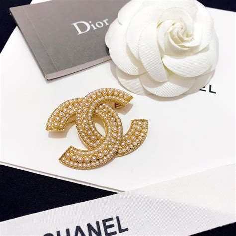 brosa chanel originala|chanel brooches jewelry.